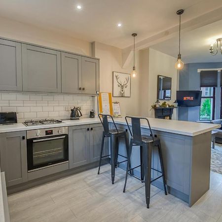 Charming City Home, Beside The Serene Ormeau Park Belfast Zewnętrze zdjęcie