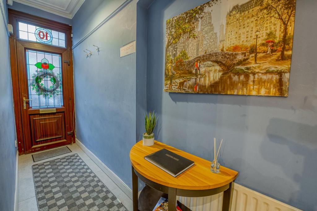 Charming City Home, Beside The Serene Ormeau Park Belfast Zewnętrze zdjęcie