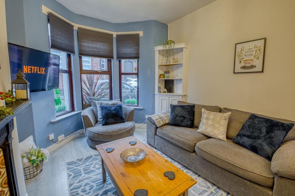 Charming City Home, Beside The Serene Ormeau Park Belfast Zewnętrze zdjęcie